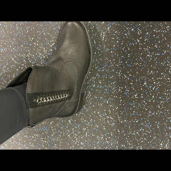 Genuine Leather Boots / Booties - Sz 7.5 - Black - Picture 5 of 5